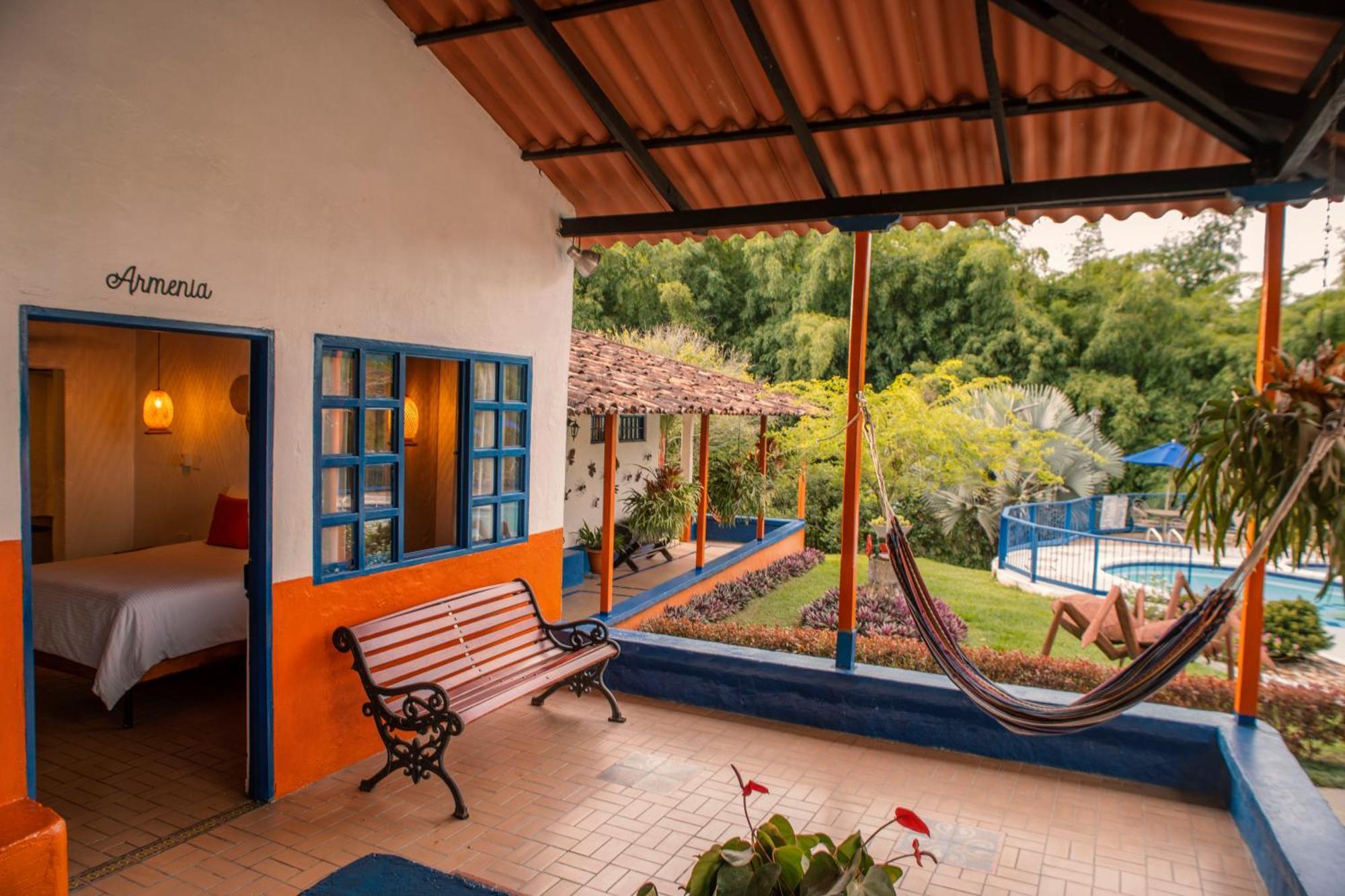 Mi Monaco Pueblo Tapao