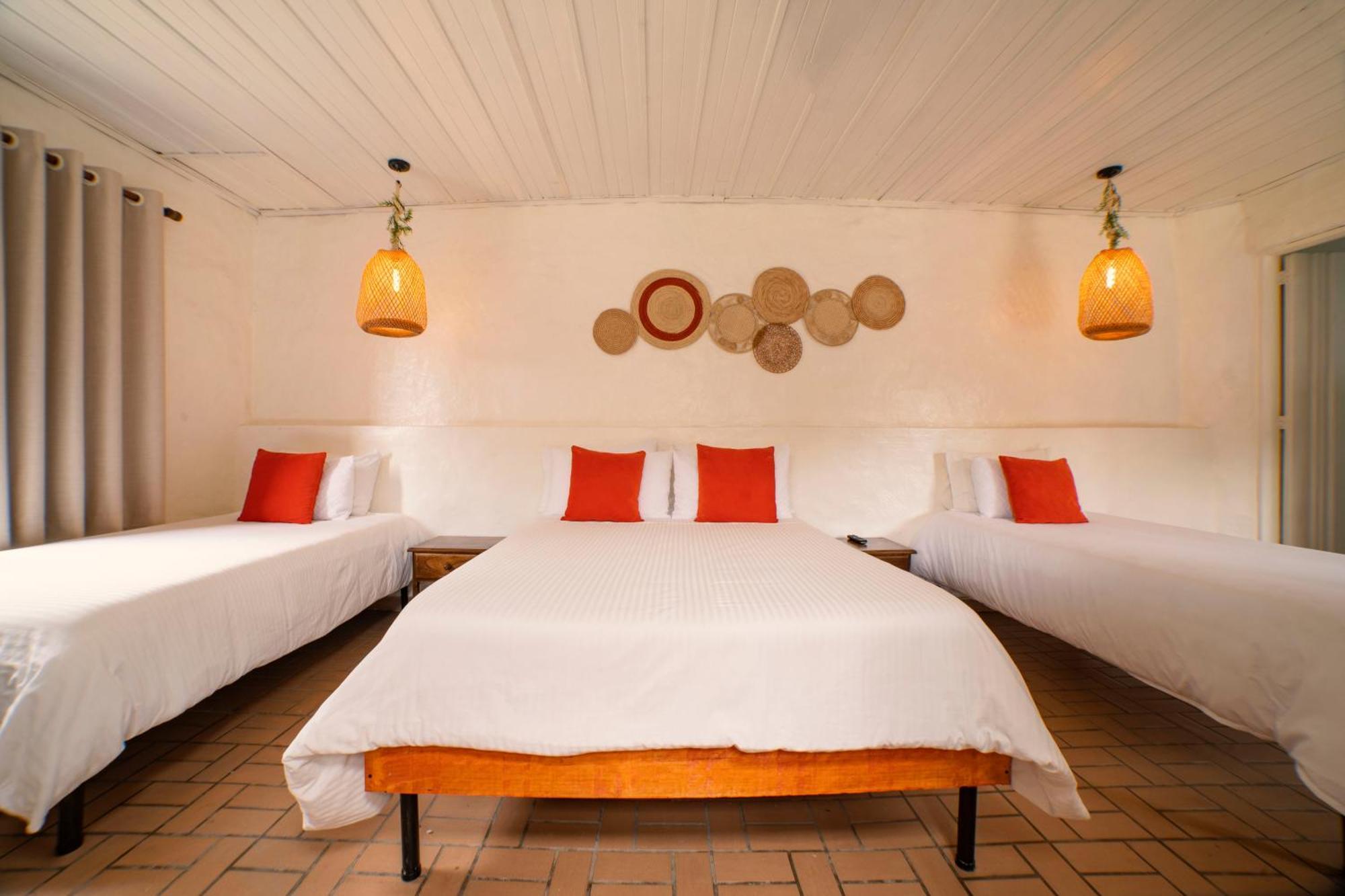 Hotel Mi Monaco Pueblo Tapao